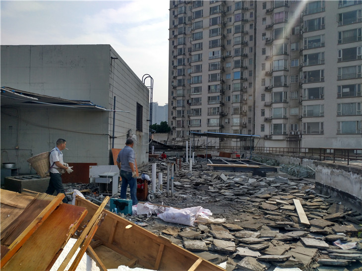 成都花園露臺拆除樓頂拆除清運