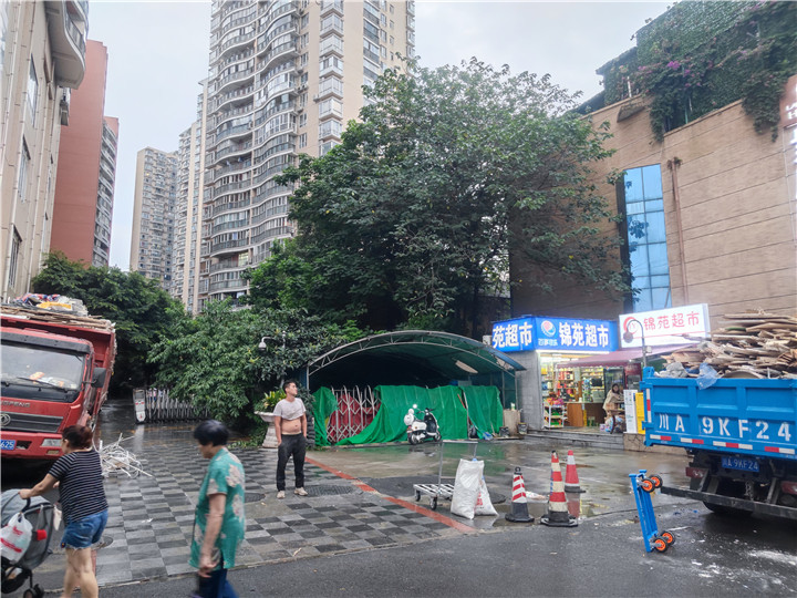 成都二手房舊房拆除錦江錦苑家裝室內(nèi)裝修拆除