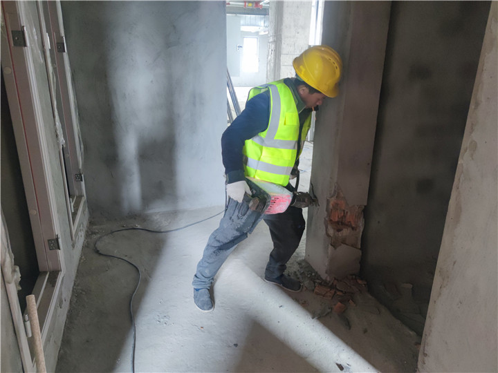 成都墻體拆除一平方多少錢專業拆拆除公司-戰狼拆除雙流永康路拆除案例